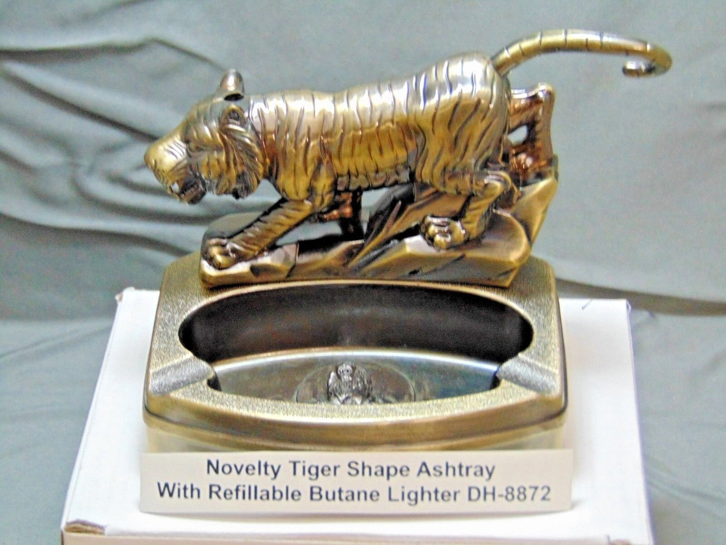 Novelty Tiger Shape Ashtray With Refillable Lighter USA Stocked And Shipped