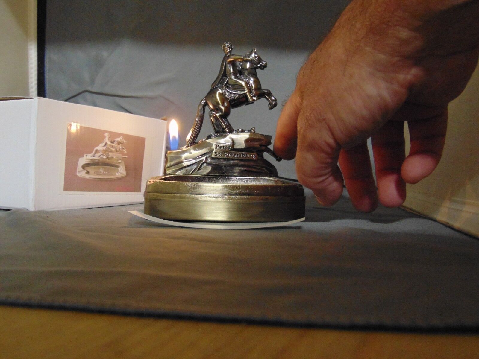 Novelty Statue Horse Shape Ashtray With Refillable Lighter Peter St. Petersburg