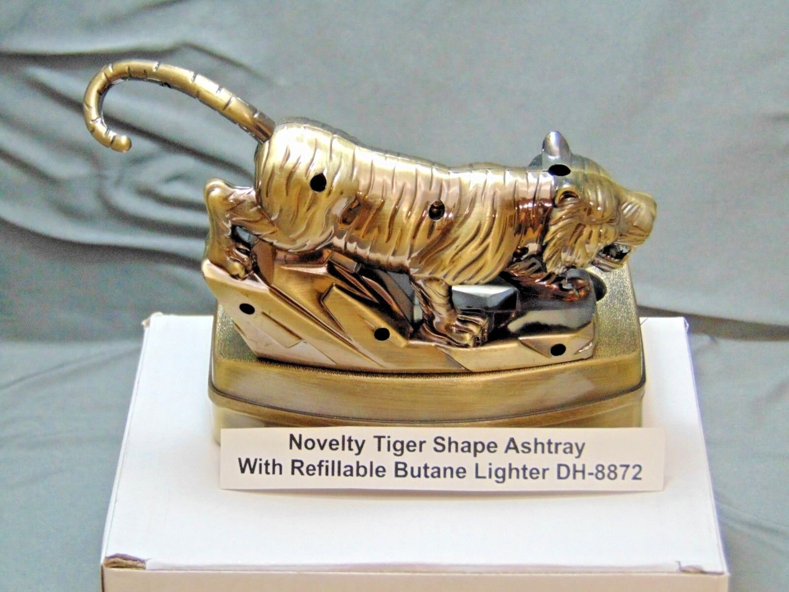 Novelty Tiger Shape Ashtray With Refillable Lighter USA Stocked And Shipped