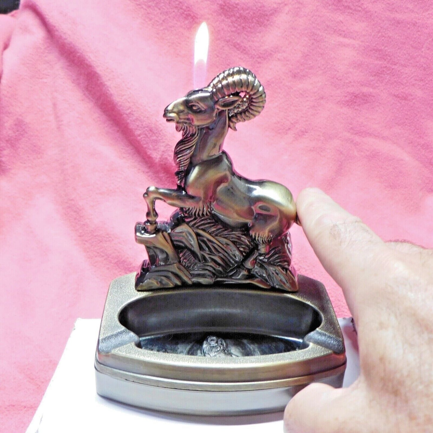 Novelty Ram Shape Ashtray Lighter Refillable Butane USA Stocked And Shipped