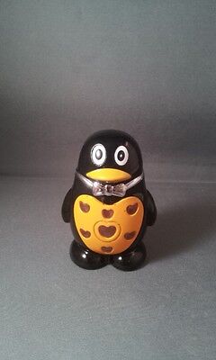 Yellow Penguin Shaped Jet Torch Lighter With Flashing LED Colorful Lights 